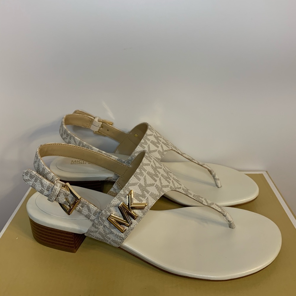 Michael Kors Jilly MK Sig Semi Lux Sm Sandals